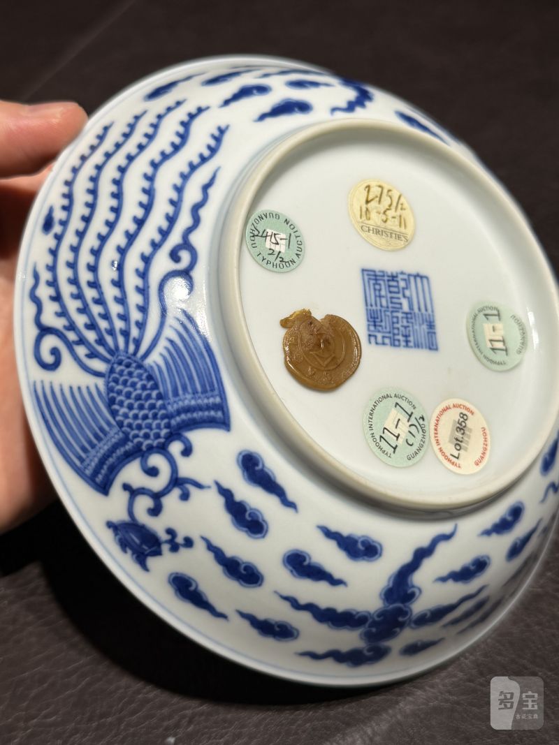 清乾隆 青花对头凤纹盘一对 - 图9